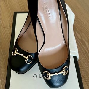 Gucci block heel pump size 38